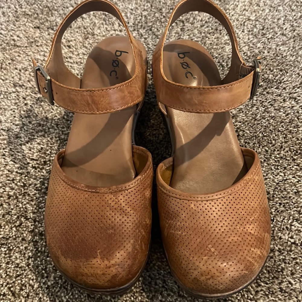 BOC clogs
